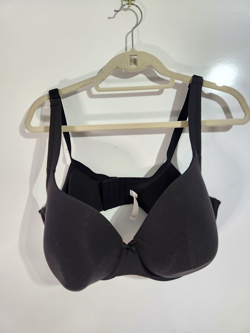 Cacique Classic Black T-Shirt Bra Lightly Lined Full Coverage, Size 44 DDD